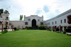 Гостиница The Fort Ramgarh  Панчкула Урбан Эстейт